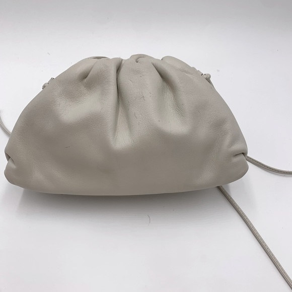 Authe Bottega Veneta White Leather Mini Clutch Preloved Pouch - Picture 7 of 16